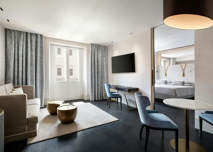 Sina Bernini Bristol